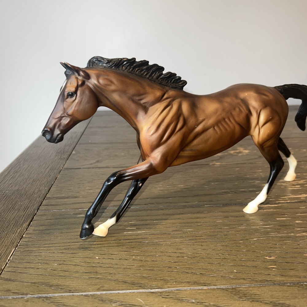 Breyer horse cigar bay famous racehorse Thoroughbred #476